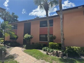 1530 Mainsail Dr in Naples, FL - Building Photo - Building Photo