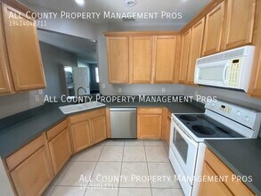 3429 Parkridge Cir in Sarasota, FL - Building Photo - Building Photo