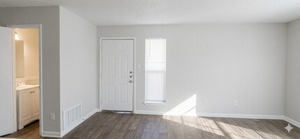 1907 Hearthstone Dr, Unit C in Austin, TX - Building Photo - Building Photo