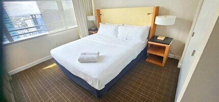 1391 FL-5 in Miami, FL - Building Photo - Building Photo