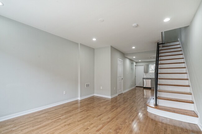 1918 Pierce St in Philadelphia, PA - Building Photo - Building Photo