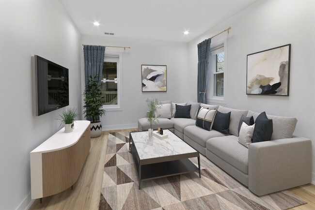 2430 N Lincoln Ave in Chicago, IL - Building Photo - Building Photo