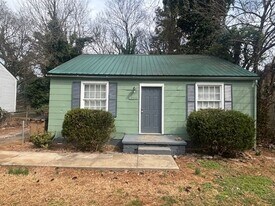 336 S Castle St in Knoxville, TN - Building Photo