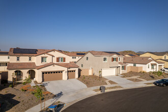 29692 Wolf Glen Ct in Menifee, CA - Building Photo - Building Photo