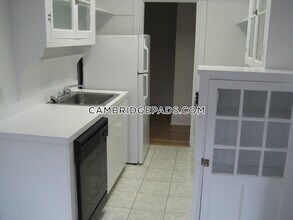 22 Chauncy St, Unit 21 in Cambridge, MA - Building Photo - Building Photo