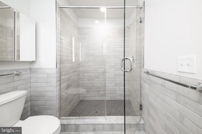 222 W Rittenhouse Square