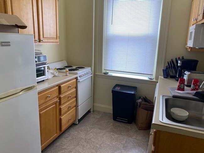 16 Queensberry St in Boston, MA - Building Photo - Building Photo