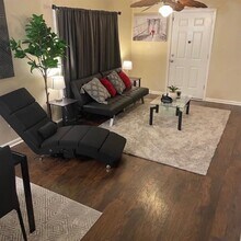 4215 Europa St in Houston, TX - Building Photo - Building Photo