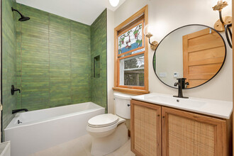 1010 Fairmount Ave in St. Paul, MN - Building Photo - Building Photo