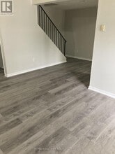 255 Porter St in Oshawa, ON - Building Photo - Building Photo