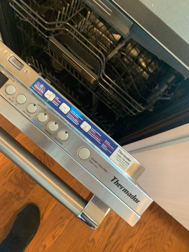 904 Fairview Dr in Puyallup, WA - Building Photo - Building Photo