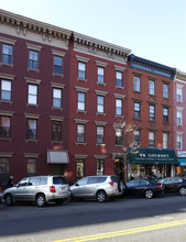 826 WASHINGTON St in Hoboken, NJ - Building Photo - Building Photo