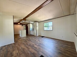 5138 Rollinglen Loop W in Lakeland, FL - Building Photo - Building Photo