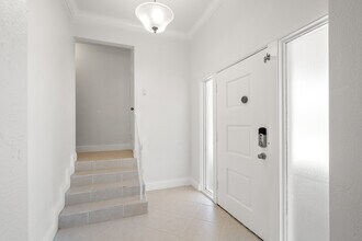 2173 W Vina Del Mar Blvd in St Pete Beach, FL - Building Photo - Building Photo