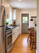 12 Seagrave Rd, Unit 2 in Cambridge, MA - Building Photo