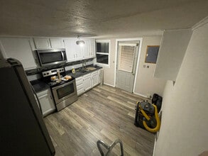 1204 Eaton St in Brush, CO - Foto de edificio - Building Photo