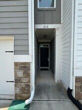 212 Lower Pheasant Ln in Woodstock, GA - Building Photo - Building Photo