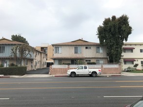 4550 Hazeltine Ave in Sherman Oaks, CA - Building Photo - Other