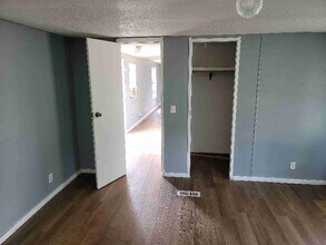 507 Stockdale Ave in Cuero, TX - Building Photo - Building Photo