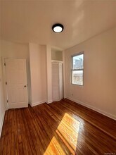 13-32 130th St in Queens, NY - Building Photo - Building Photo