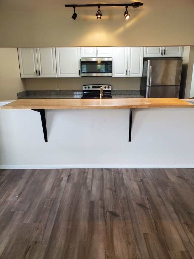 524 Jefferson Rd, Unit 524 Jefferson Rd.