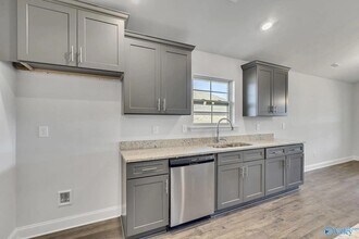 223 Gwinnett Dr in Madison, AL - Building Photo - Building Photo