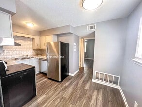 9 Meredith Ct in Little Rock, AR - Building Photo - Building Photo