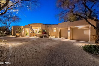 34068 N 79th Way in Scottsdale, AZ - Foto de edificio - Building Photo