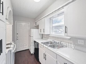 1908 Nolen Ct in Arlington, TX - Building Photo