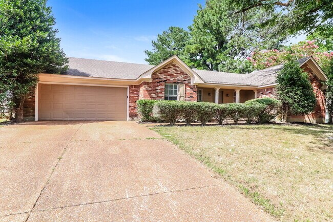 7018 Cobblestone Dr