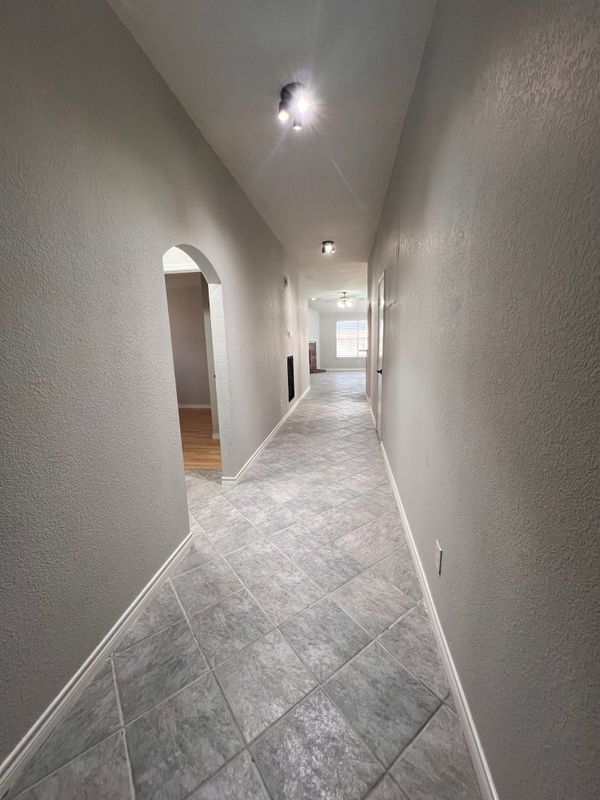 5818 Toddington Rd in Humble, TX - Foto de edificio - Building Photo