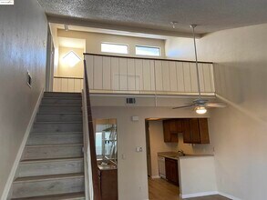 5835 Yawl St in Discovery Bay, CA - Building Photo - Building Photo