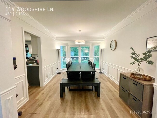 114 Woodshire Ln in Chapel Hill, NC - Building Photo - Building Photo