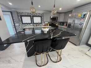 191 Delaware Ave in Ocean Township, NJ - Building Photo - Building Photo