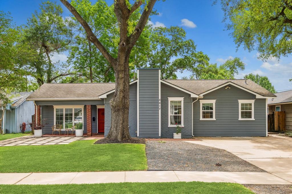 5517 Schumacher Ln in Houston, TX - Foto de edificio
