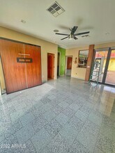 8433 E Cactus Rd in Scottsdale, AZ - Building Photo - Building Photo