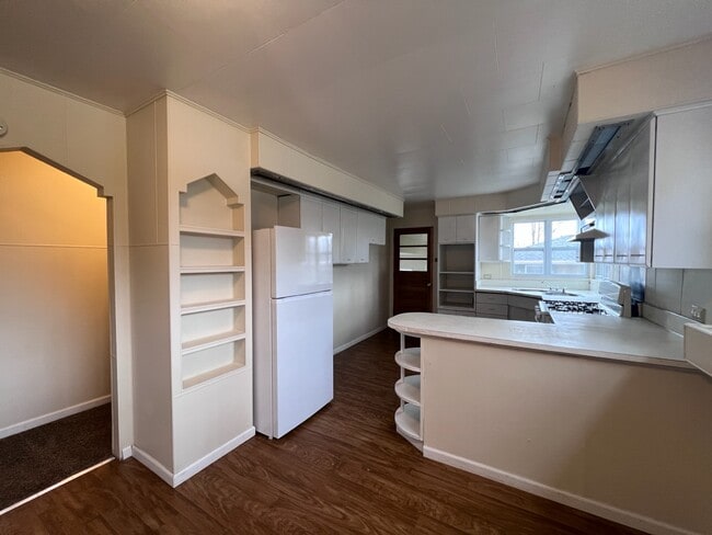 property at 1508 Washington Ave