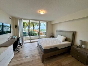 3232 Coral Wy in Miami, FL - Building Photo - Building Photo