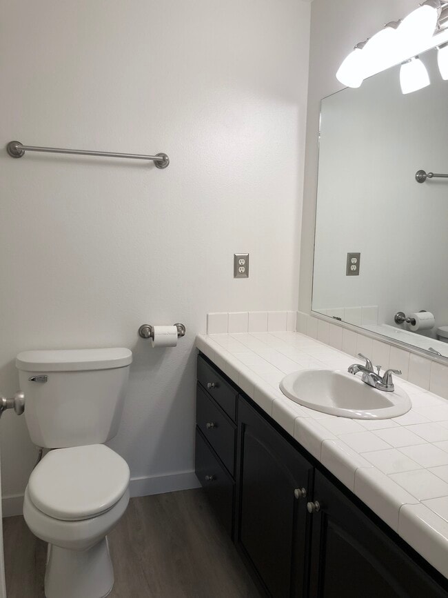 property at 86 N Garden Park Dr