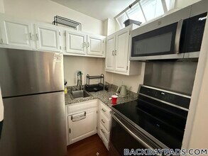 429 Marlborough St in Boston, MA - Building Photo - Building Photo