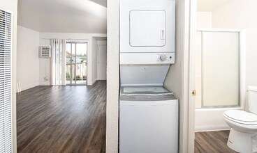 281 Junction Ave in Livermore, CA - Building Photo - Building Photo