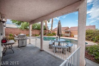 3049 Emerald Creek Dr in Las Vegas, NV - Building Photo - Building Photo