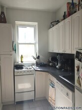 89 Park Dr, Unit 16 in Boston, MA - Building Photo - Building Photo