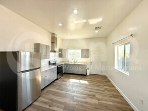 2939 W Polk St in Phoenix, AZ - Building Photo - Building Photo