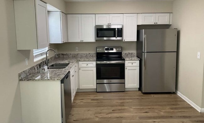 property at 2002 E Humphrey St