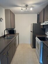 216 Arundel St, Unit #3 in St. Paul, MN - Building Photo - Building Photo