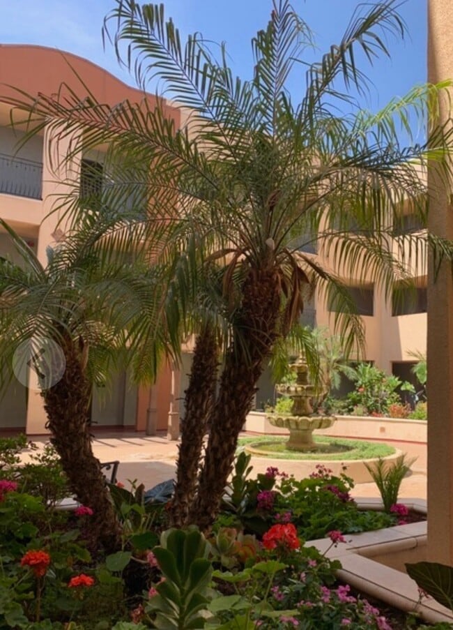 13951 Sherman Way, Unit 309 in Van Nuys, CA - Building Photo - Building Photo