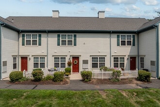Watson Farm in South Windsor, CT - Building Photo - Building Photo