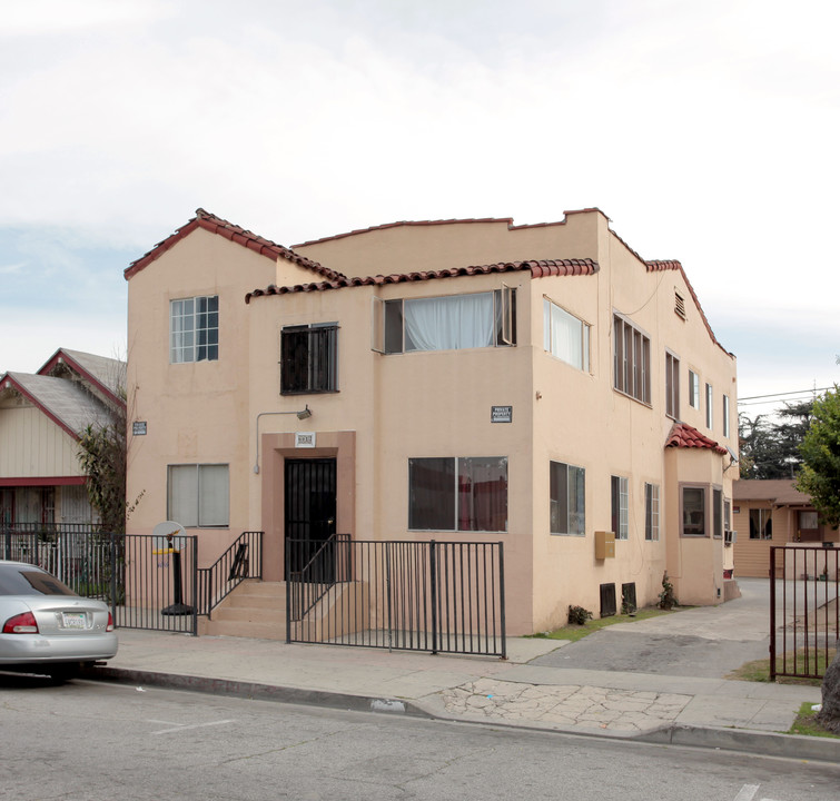 6412 Templeton St in Huntington Park, CA - Building Photo