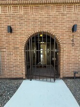 1402 E Big Rock Rd in Tucson, AZ - Foto de edificio - Building Photo